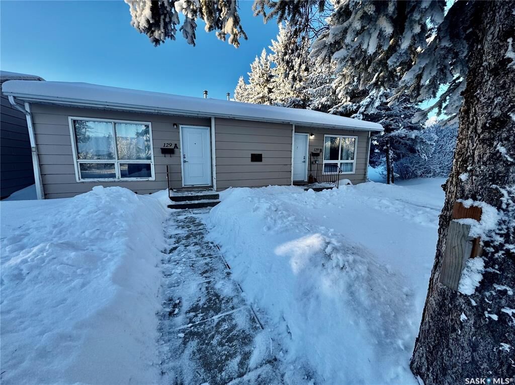 Property Photo:  129 1st Avenue W A & B  SK S0A 2M0 