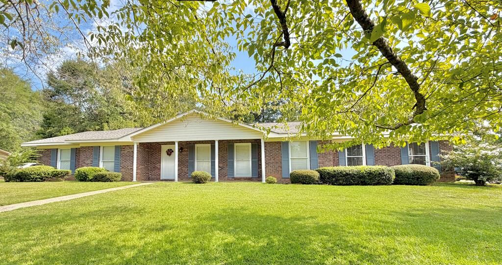 Property Photo:  3208 Tennyson Drive  AL 36305 
