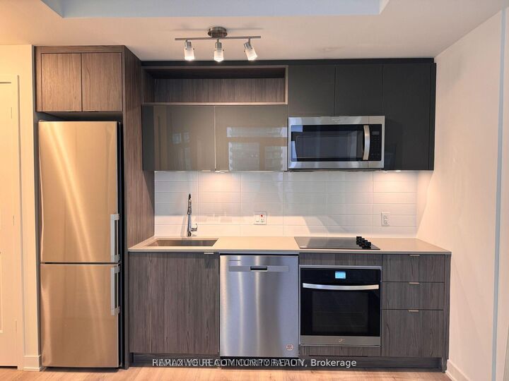 Property Photo: 100 Dalhousie Street 3104 ON M5B 0C7