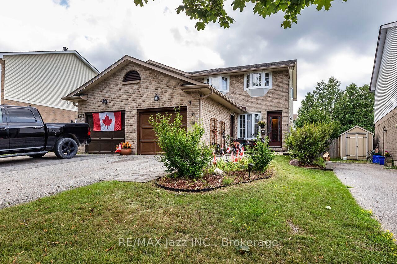 Property Photo: 1305 Sunnybrae Crescent ON L1H 8E2