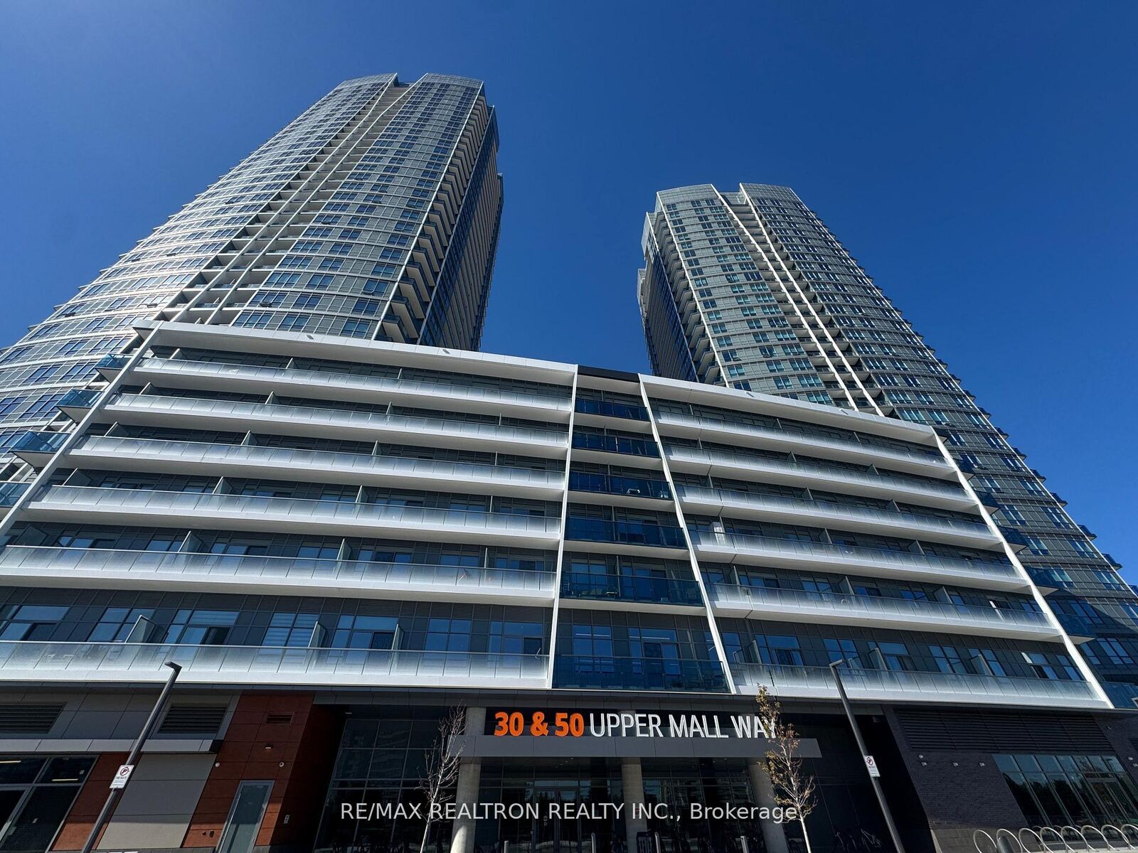 Property Photo:  30 Upper Mall Way A-620  ON L4J 0L7 