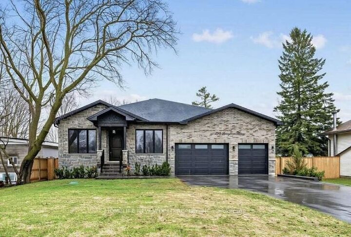 Property Photo: 225 Sunnybrae Avenue ON L9S 1K4
