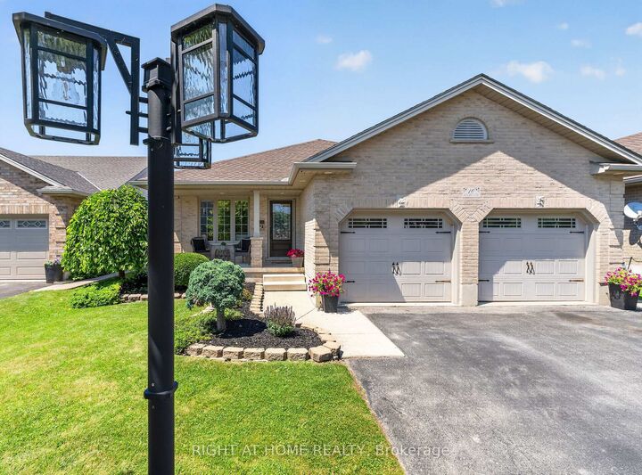 10 Galbraith Court — photo 1