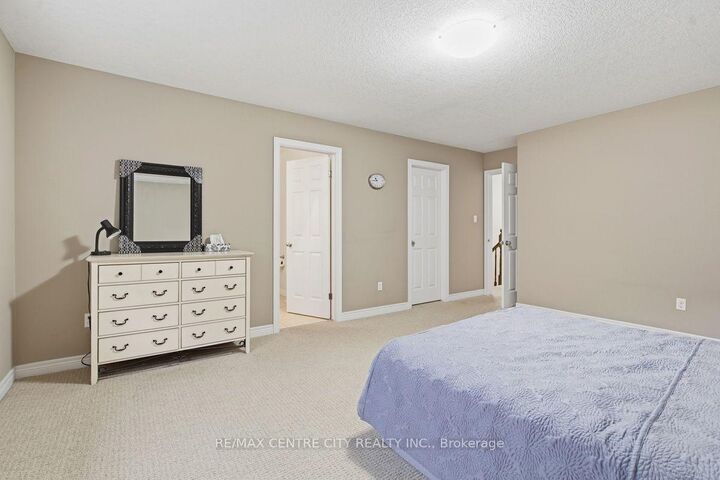 1982 Denview Avenue — photo 1