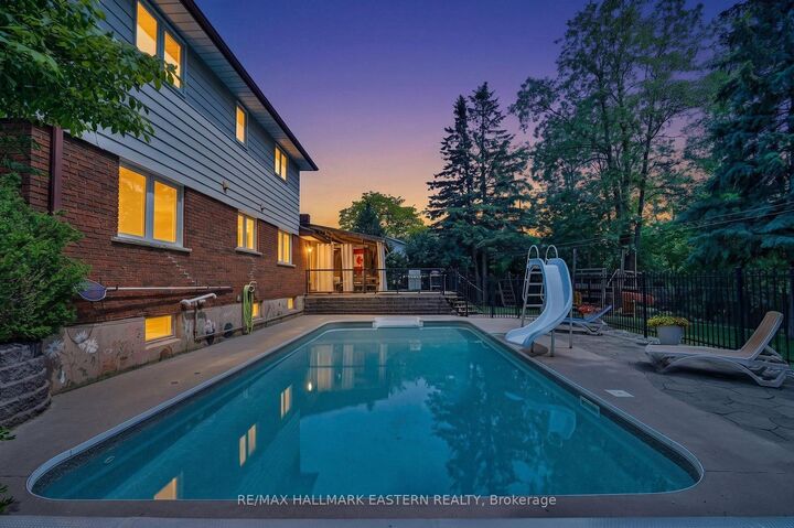 Property Photo:  95 Centennial Drive  ON L1A 3X3 
