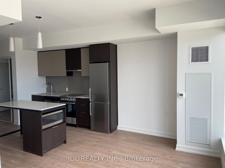 Property Photo:  203 College Street 1306  ON M5T 1P9 