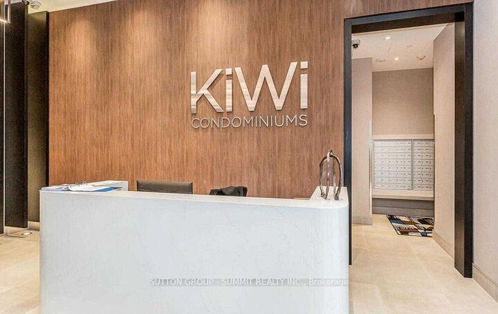 Property Photo:  212 King William Street 616  ON L8R 3P2 
