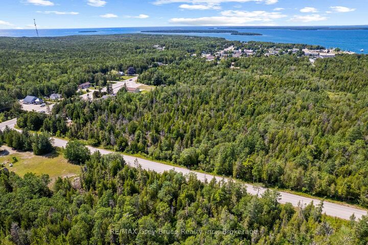 Photo de la propriété:  Part Farm Lot 4 Chi Sin Tib Dek Road  ON N0H 2R0 