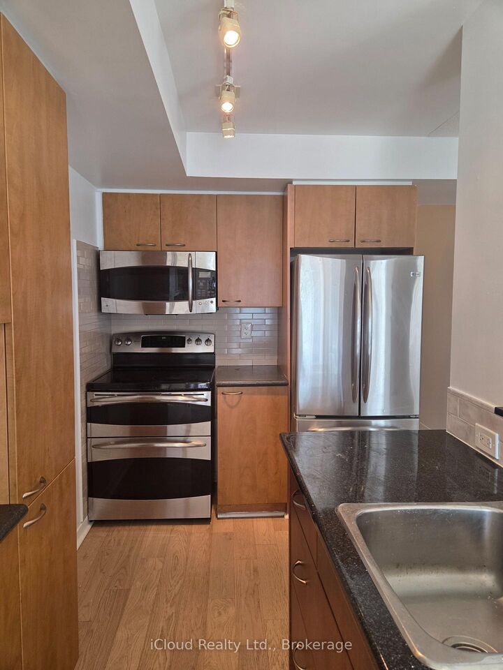 Property Photo: 1040 The Queensway Avenue 713 ON M8Z 0A7