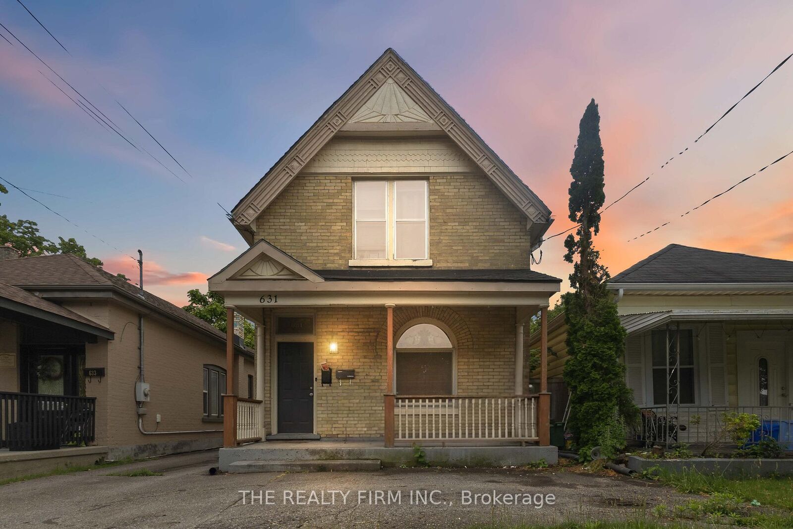 Property Photo: 631 Elias Street ON N5W 3N5