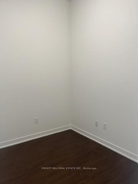 Property Photo:  320 Tweedsmuir Avenue 2804  ON M5P 2Y3 