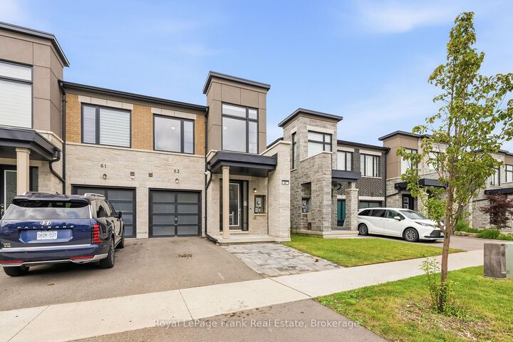 Property Photo:  63 Pine Gate Place  ON L1R 0S2 