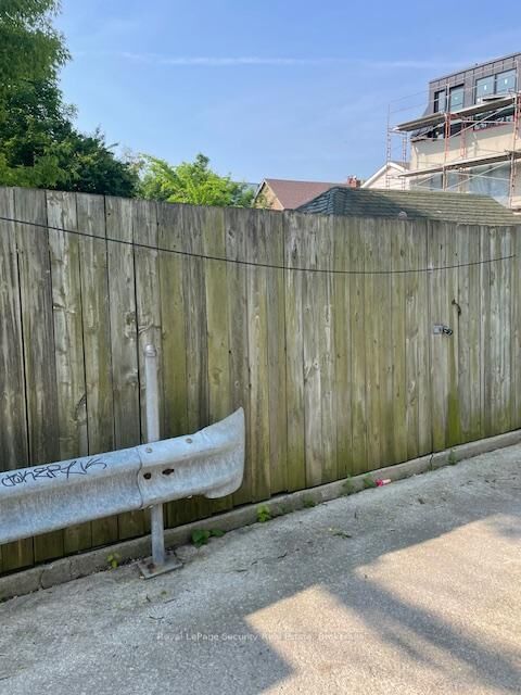 Property Photo:  625 Harvie Avenue Rear  ON M6E 4M4 