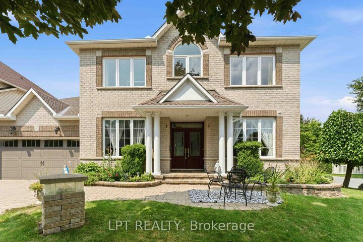 Property Photo: 38 Crosspointe Avenue ON K2G 6N4