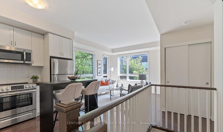 Property Photo:  1110 Briar Hill Avenue 312  ON M6B 1M7 