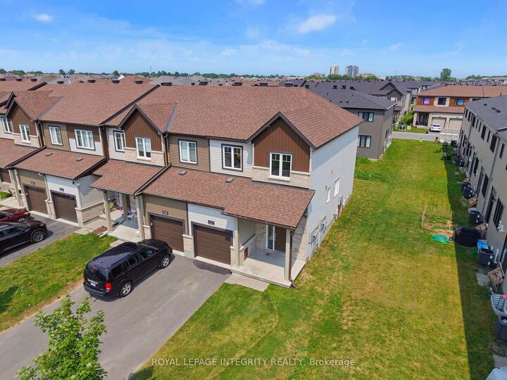 Property Photo: 127 Chakra Street ON K2J 6Z3