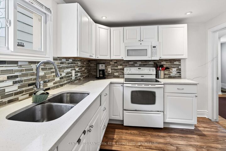 Property Photo: 23 Jenkins Street ON K7K 1N4