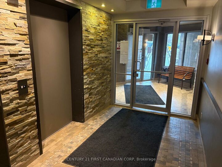 Property Photo: 1 Jacksway Crescent 114 ON N5X 3T5