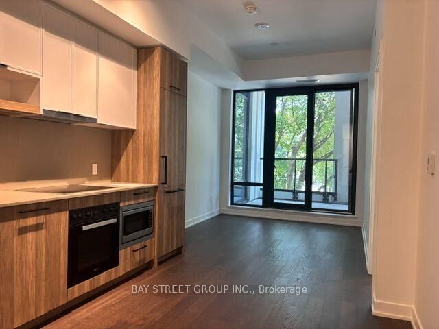 Property Photo:  91 Montclair Avenue 305  ON M5P 0B1 