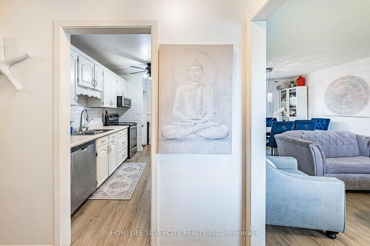 Property Photo:  404 Andrew Street  ON L9V 2Y8 