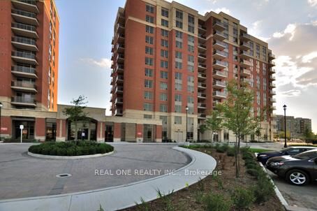 Property Photo:  75 King William Crescent 605  ON L4B 0B1 