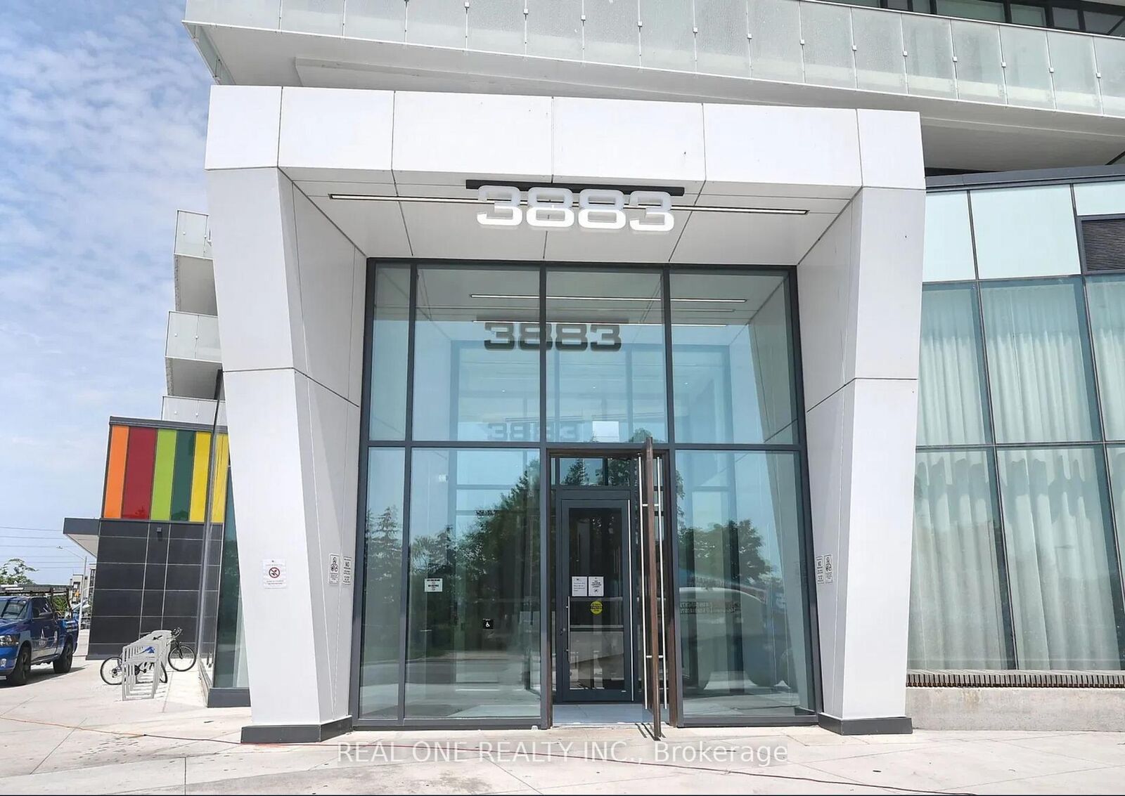 Property Photo:  3883 Quartz Road 6009  ON L5B 0M4 