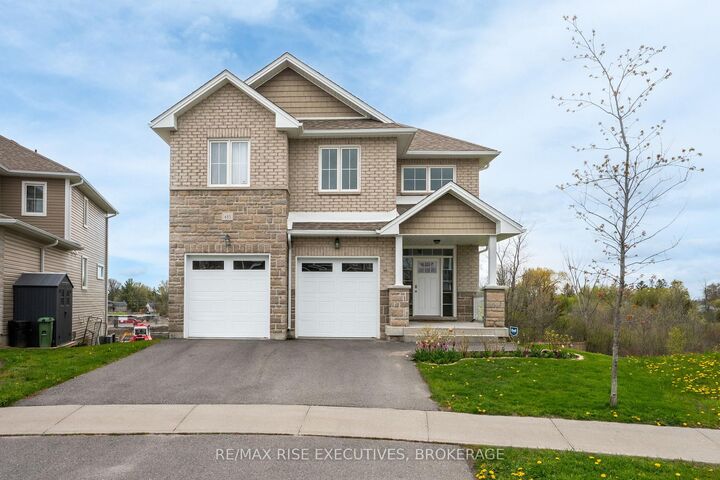 483 Beth Crescent — photo 1