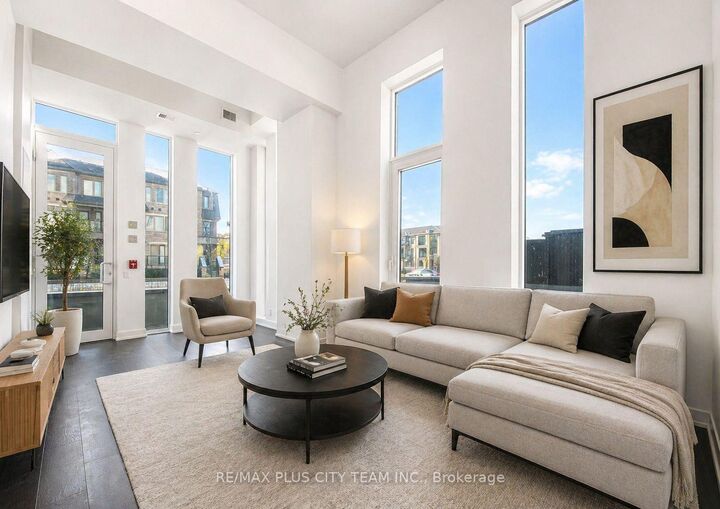 Property Photo:  215 Veterans Drive S 103  ON L7A 5L6 