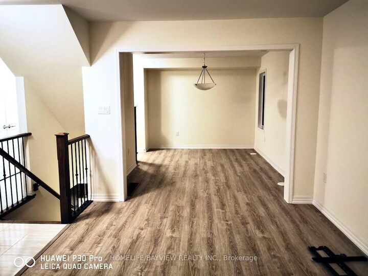 Property Photo:  132 Christopher Road  ON L6H 0Y2 
