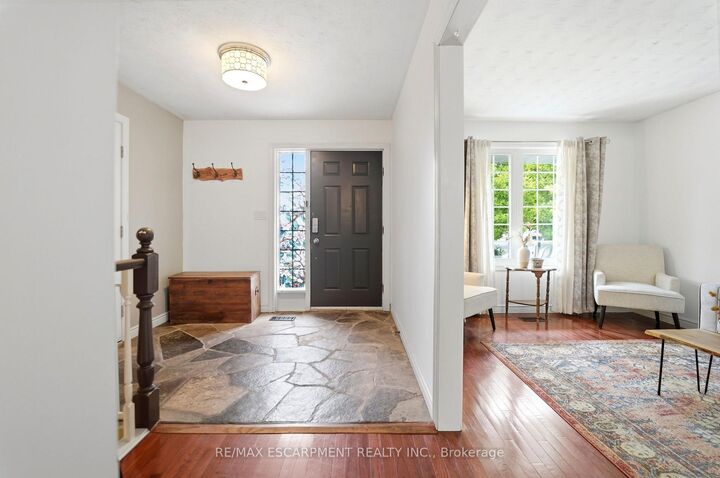 Property Photo: 44 Marion Street ON L0R 1W0
