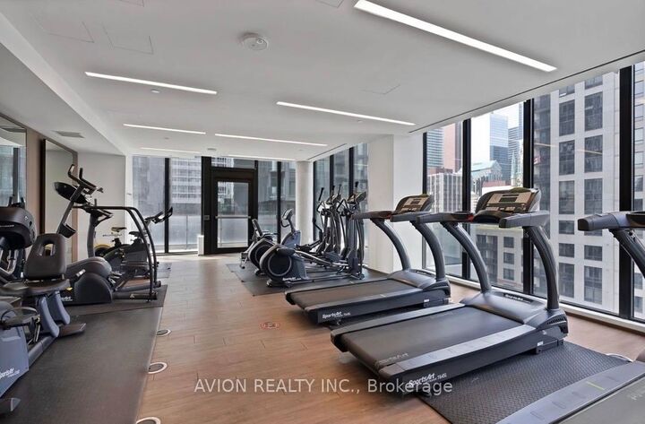 Property Photo:  77 Shuter Street 731  ON M5B 0B8 