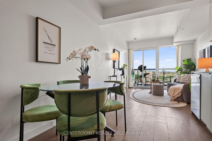 Property Photo: 2 Sonic Way 2006 ON M3C 0P2