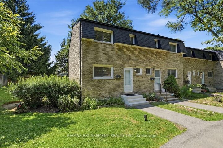 Property Photo: 1420 Garth Street 16 ON L9B 1R6