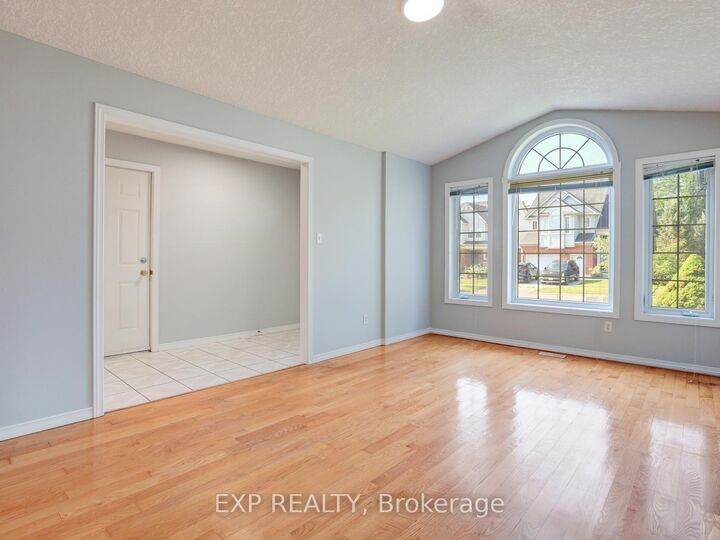 Property Photo:  163 Daimler Drive  ON N2A 4C7 