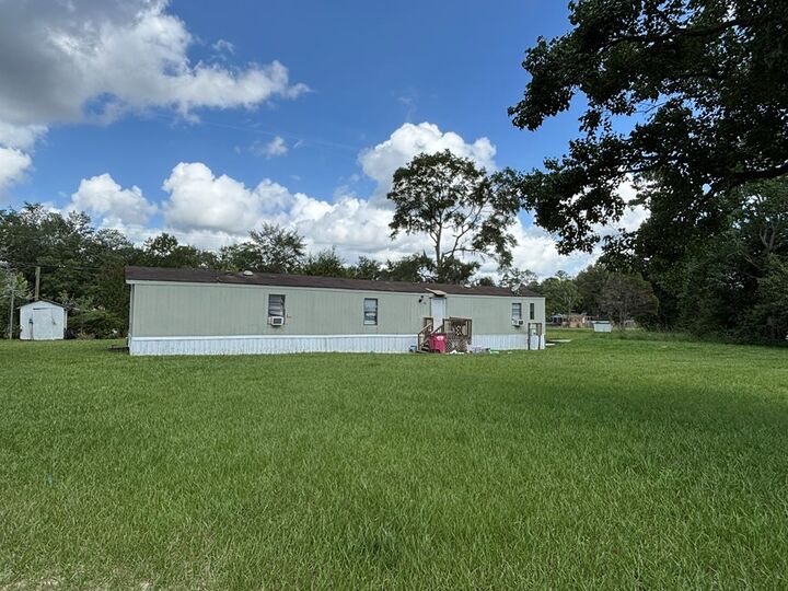 Property Photo:  * Tranquil Lane *  GA 31566 