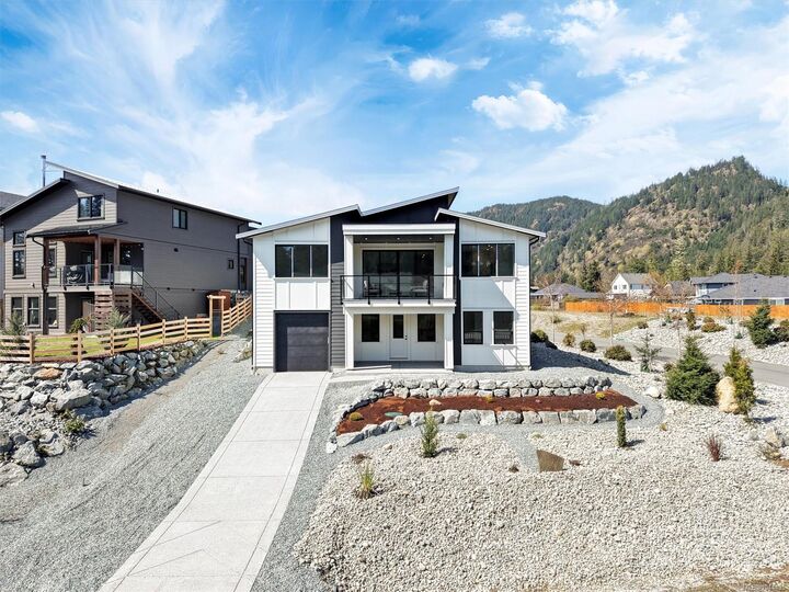 Property Photo: 9382 Lakefront Rise BC V0R 2G1