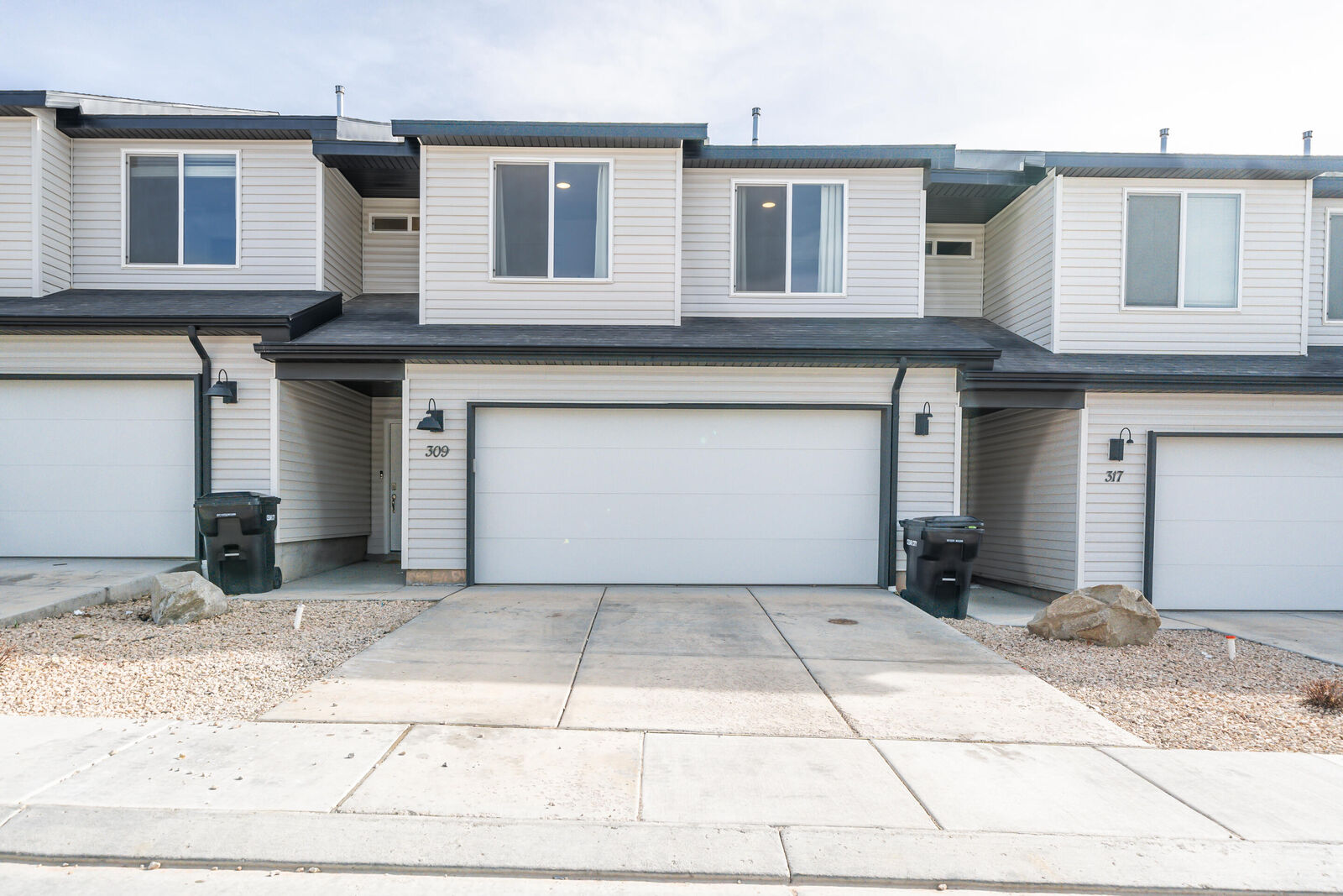 Property Photo:  309 W 2050 N  UT 84721 