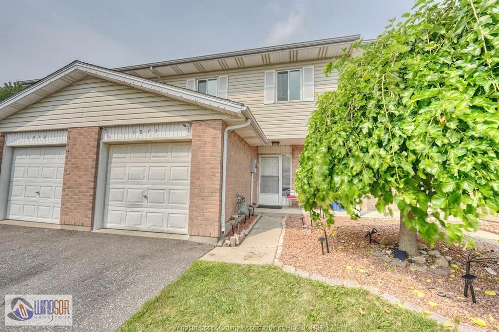 Property Photo: 1277 Cardinal Crescent ON N8N 4V1