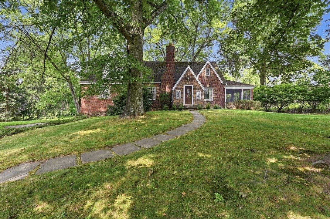 Property Photo:  9431 Old Perry Hwy  PA 15237 