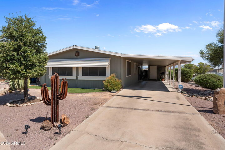 Property Photo:  680 W Smoketree Street  AZ 85390 