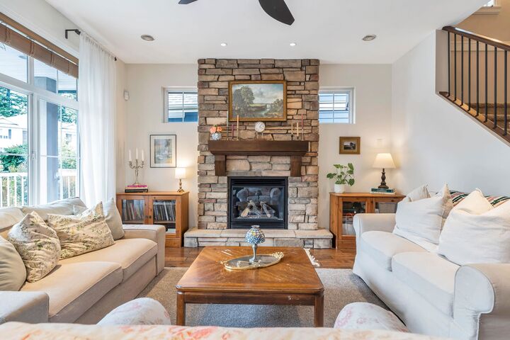 Property Photo: 45241 Nicomen Crescent 6 BC V2R 0M1