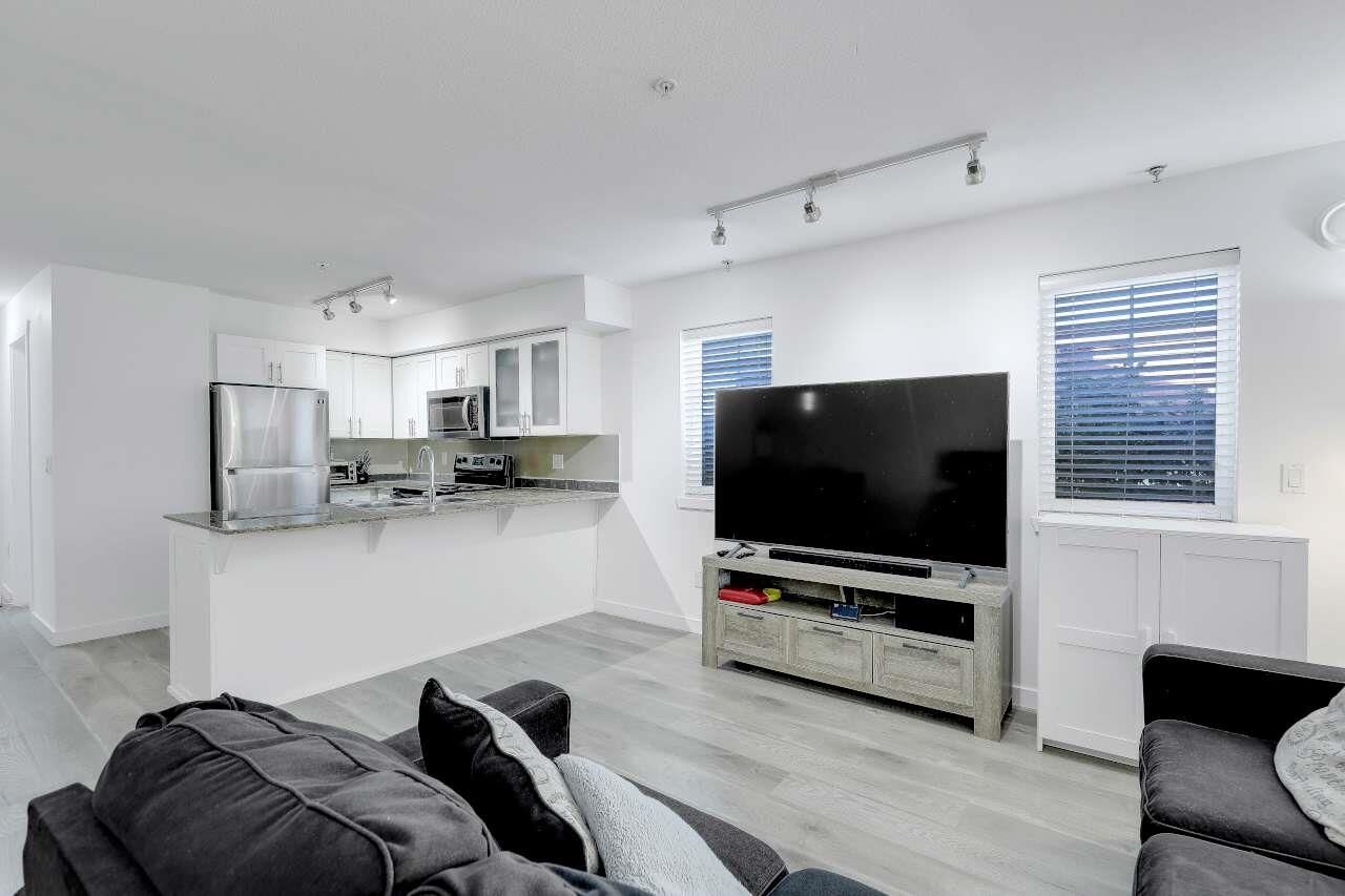 Property Photo: 13958 108 Avenue 108 BC V3T 0B4