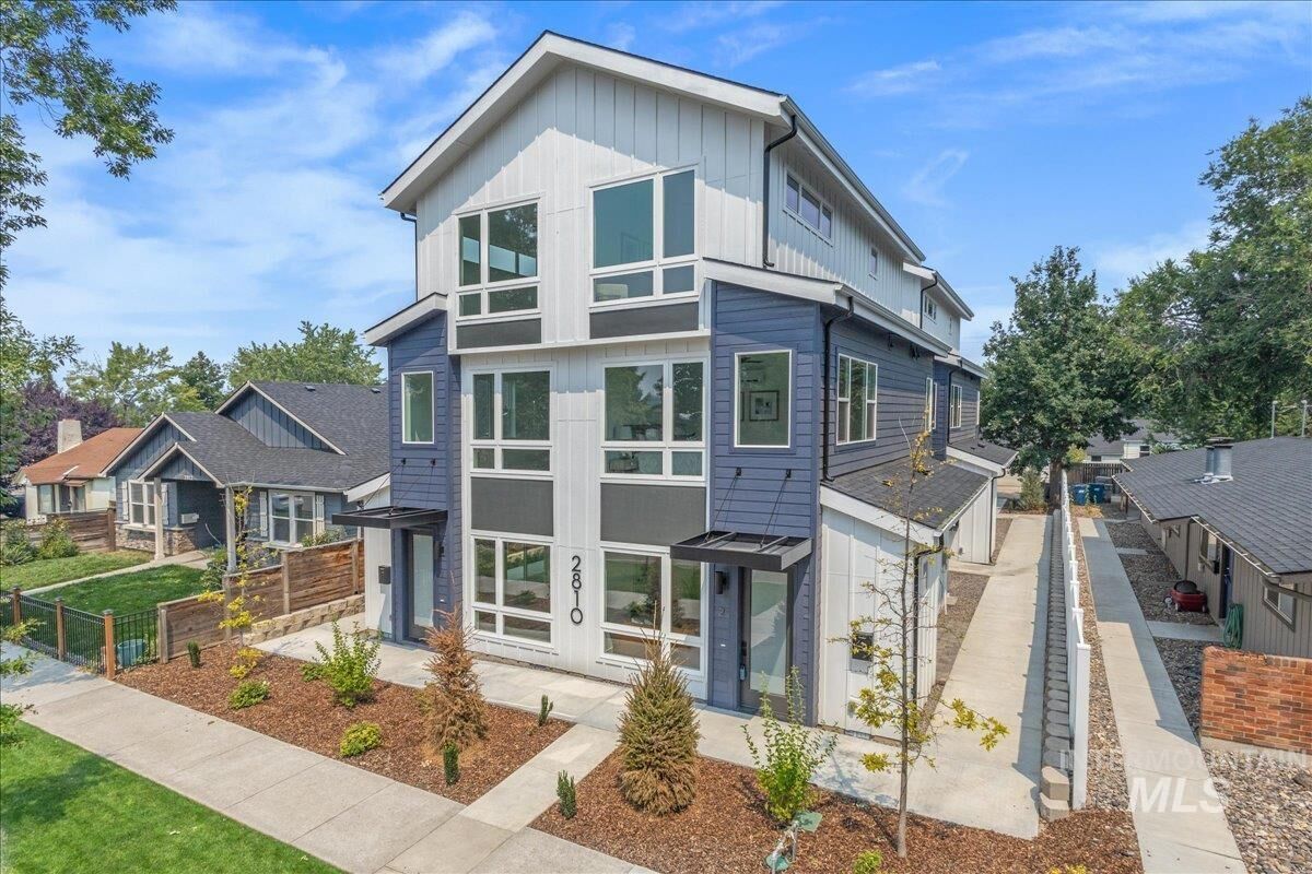 Property Photo:  2810 W Bannock St 2  ID 83702 