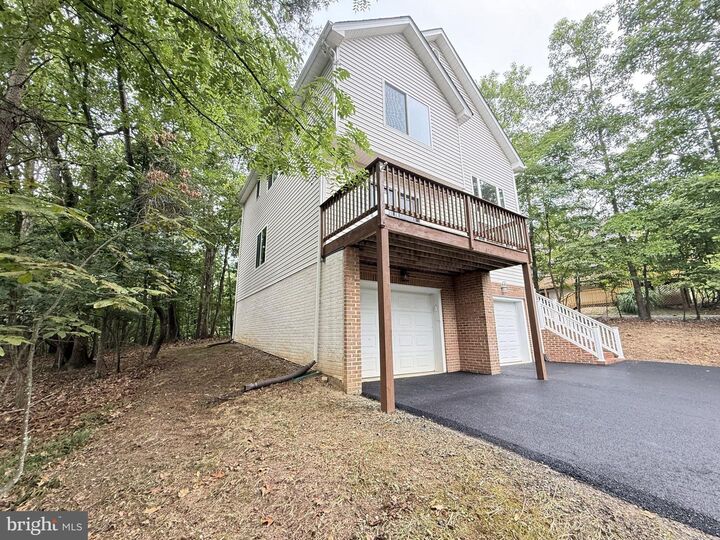 Property Photo:  1234 Lakeview Drive  VA 22625 