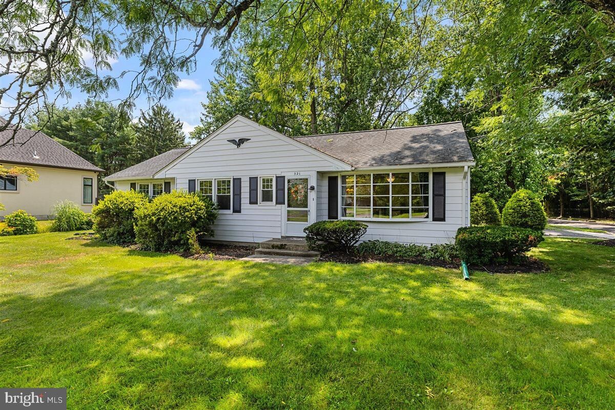 Property Photo: 521 Village Rd W NJ 08550