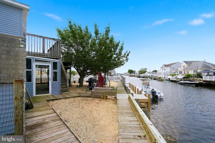 Property Photo: 72 Rosalyn Drive NJ 08050
