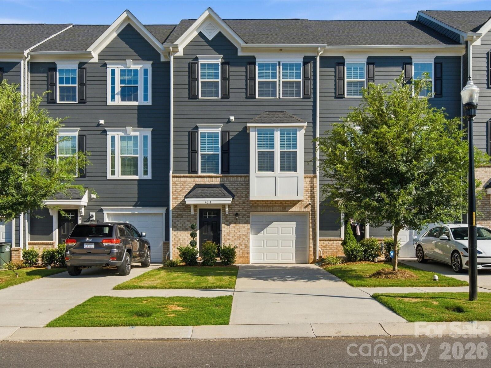 Property Photo: 4014 Edenborn Lane NC 28208