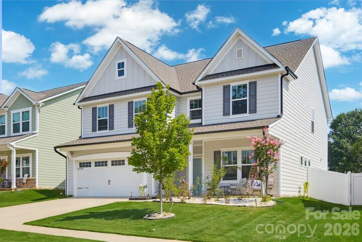 Property Photo:  5016 Mooreland Oaks Way  NC 28120 
