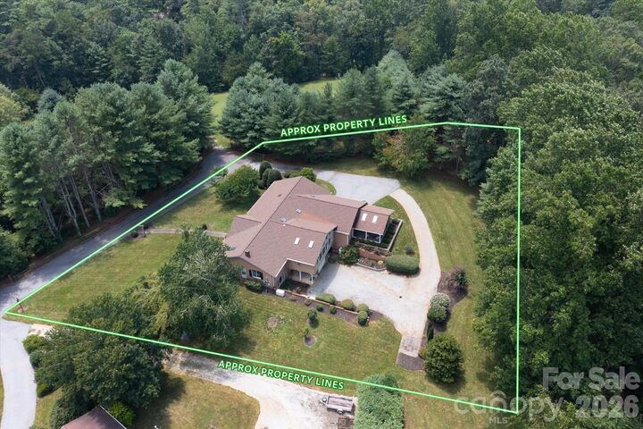 Property Photo:  12 Highlander Lane  NC 28792 