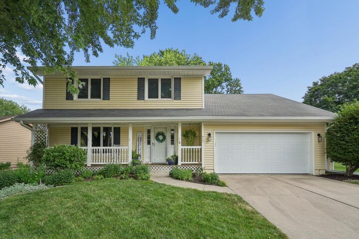 Property Photo:  417 NW Bramble Road  IA 50023 